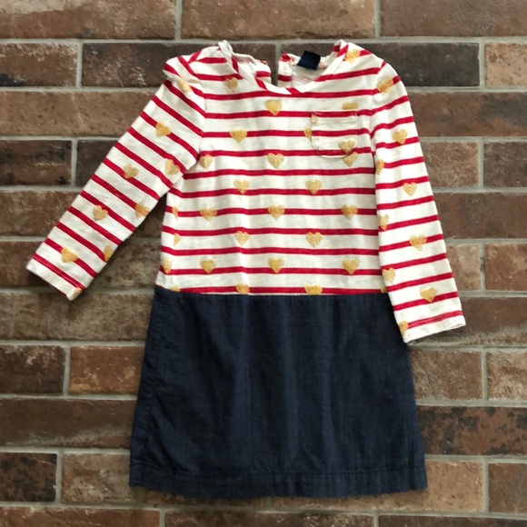 GAP Other - 🌸Gap girls 4 year striped heart & chambray dress